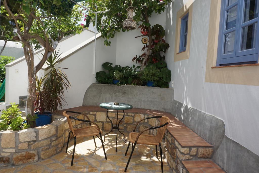 Patmos Maria Studios Skála Zimmer foto